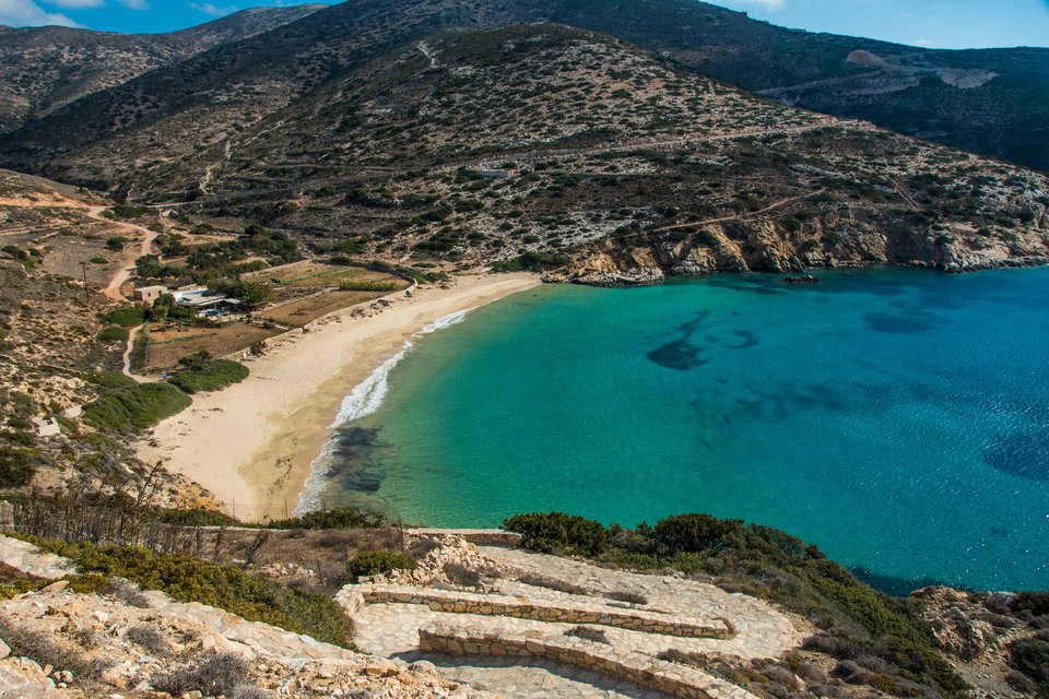 H παραλία του Κέδρου στη Δονούσα - Φωτογραφία: Shutterstock