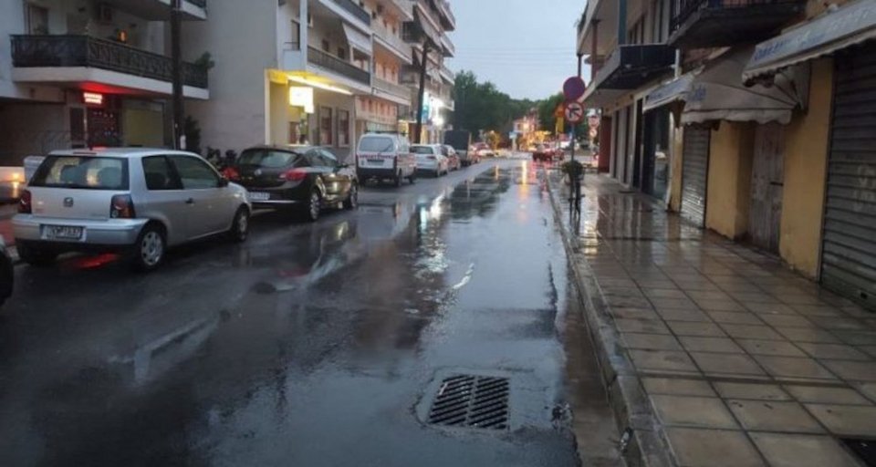 Η καταιγίδα έπληξε και τα Τρίκαλα / trikalain.gr
