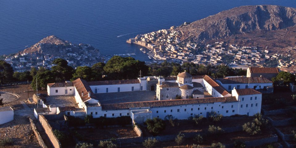 Το Μοναστήρι του Προφήτη Ηλία στην Ύδρα / Φωτογραφία: ydra.gov.gr