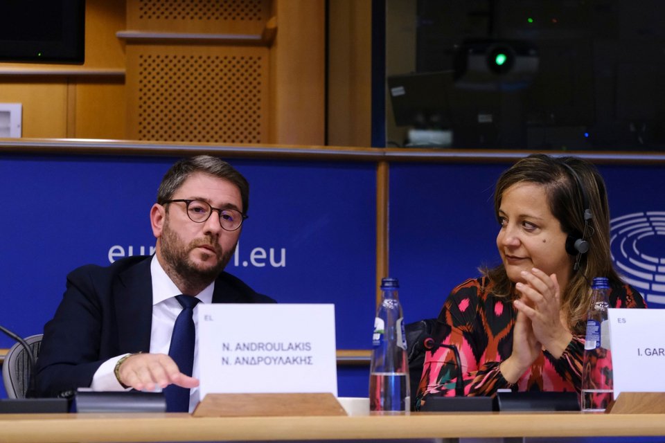 Ο Νίκος Ανδρουλάκης στην εκδήλωση στο Ευρωκοινοβούλιο για τον Μανώλη Γλέζο / Φωτογραφία: Alexandros Michailidis / SOOC