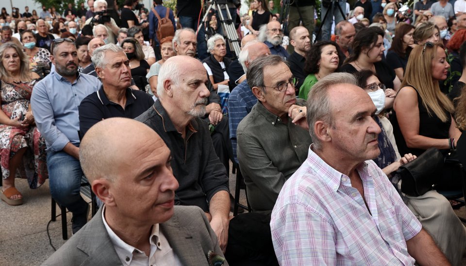 Ο ηθοποιός Γιώργος Κιμούλης με τον Διονύση Τσακνή / Φωτογραφία: Intime-ΛΙΑΚΟΣ ΓΙΑΝΝΗΣ