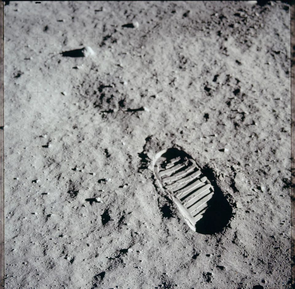 https://www.iefimerida.gr/sites/default/files/styles/in_article/public/article-images/2022-09/apollo_0.jpg.webp?itok=SMuwTH_p