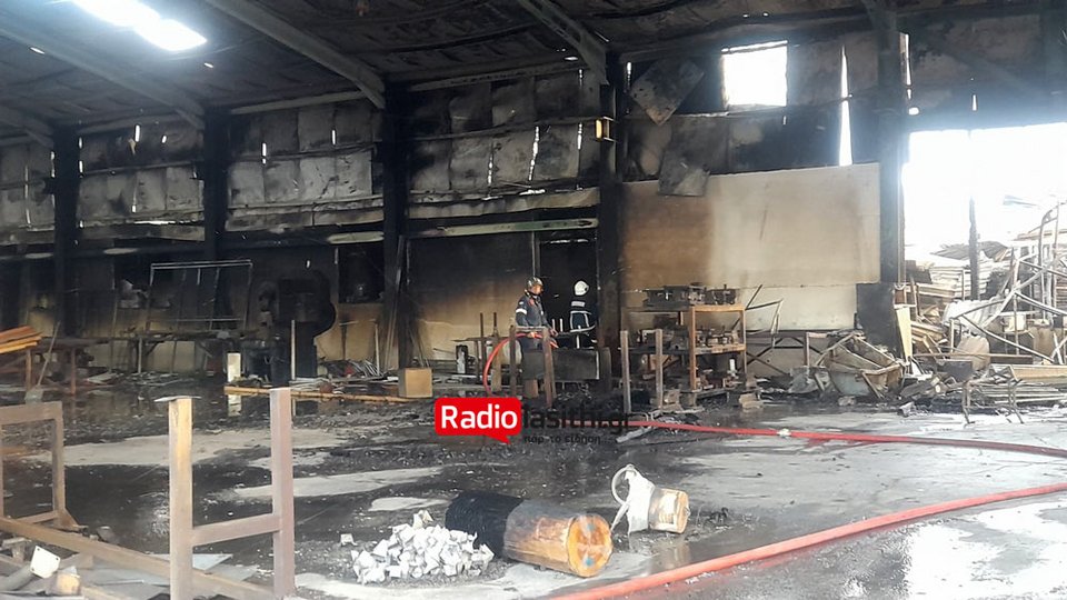 Κάηκε ολοσχερώς αποθήκη ξυλείας στην Ιεράπετρα
