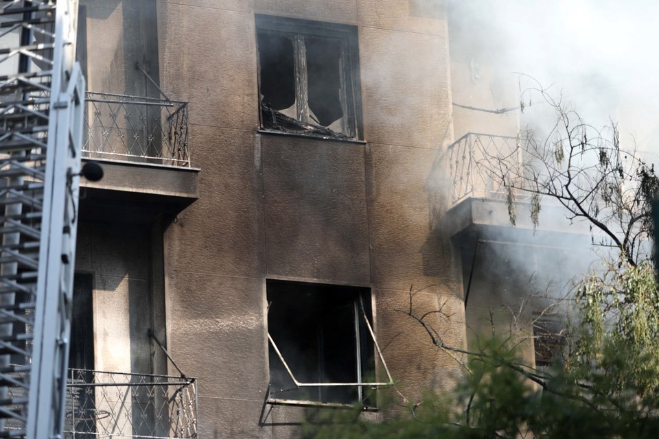 Φωτιά σε κατάστημα στην Αχαρνών - Φωτογραφία: ΠΑΝΑΓΟΠΟΥΛΟΣ ΓΙΑΝΝΗΣ/EUROKINISSI
