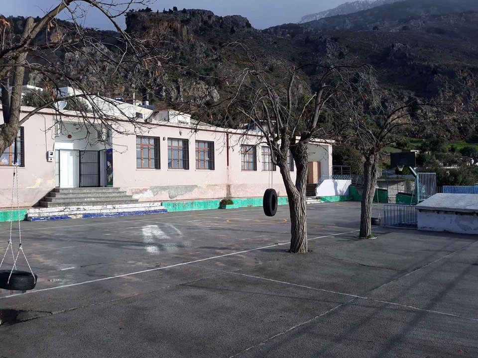 Το σχολείο είχε αφεθεί στη μοίρα του