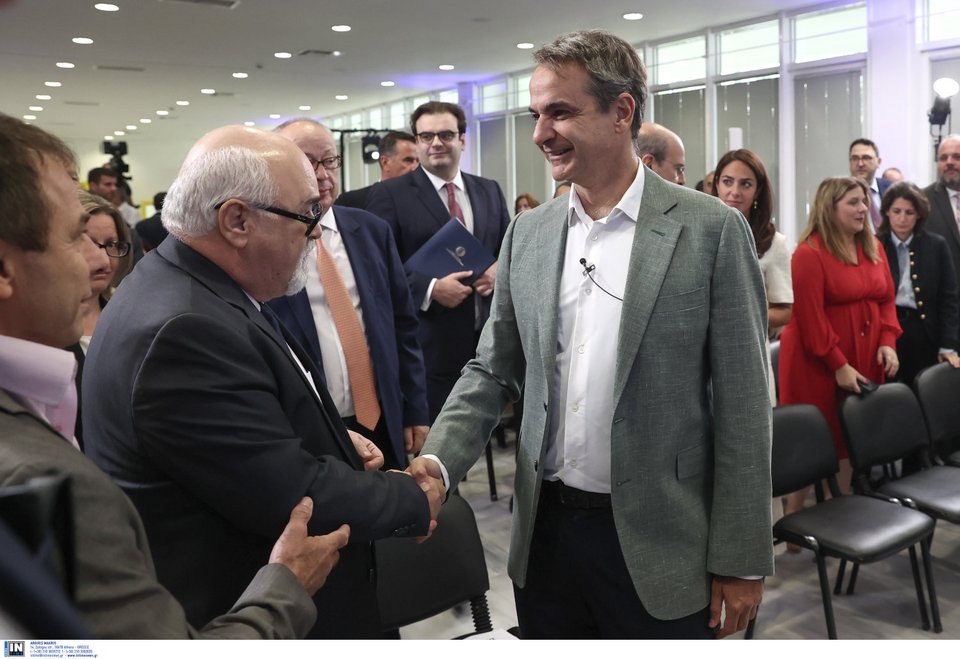 O πρωθυπουργός στην εκδήλωση για την έναρξη λειτουργίας των Ψηφιακών Κέντρων Πιστοποίησης Αναπηρίας / Φωτογραφία: Intime