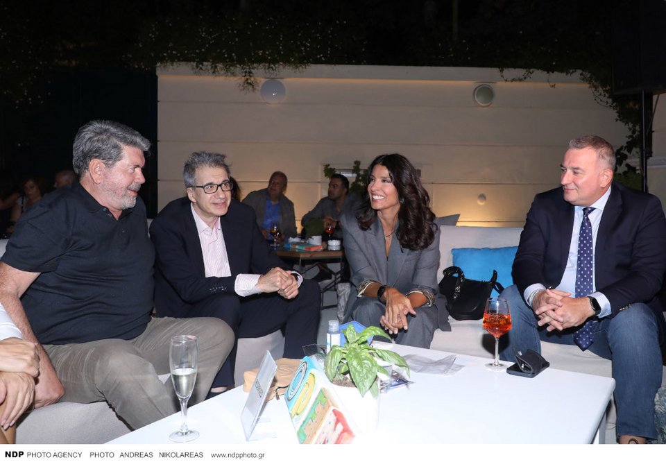 Γιάννης Λάτσιος-Χρήστος Παναγιωτόπουλος-Πόπη Τσαπανίδου-Σωτήρης Δανέζης