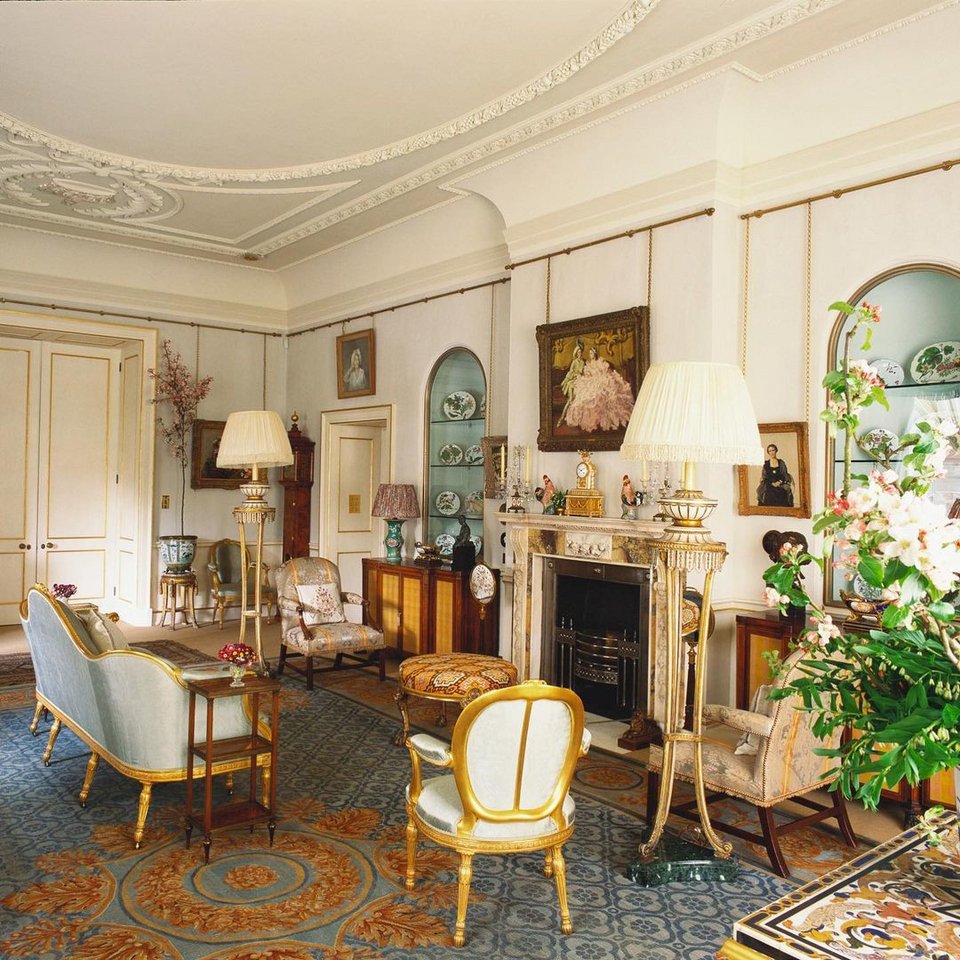 To Morning Room.