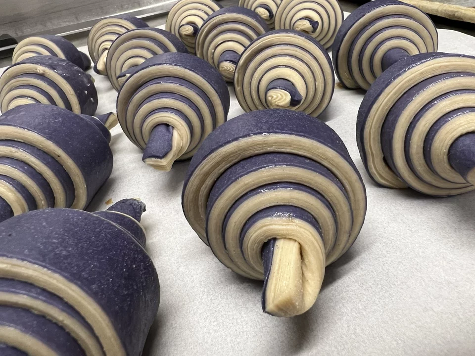 Τα διάσημα κρουασάν λεβάντας του Frederic Roy 