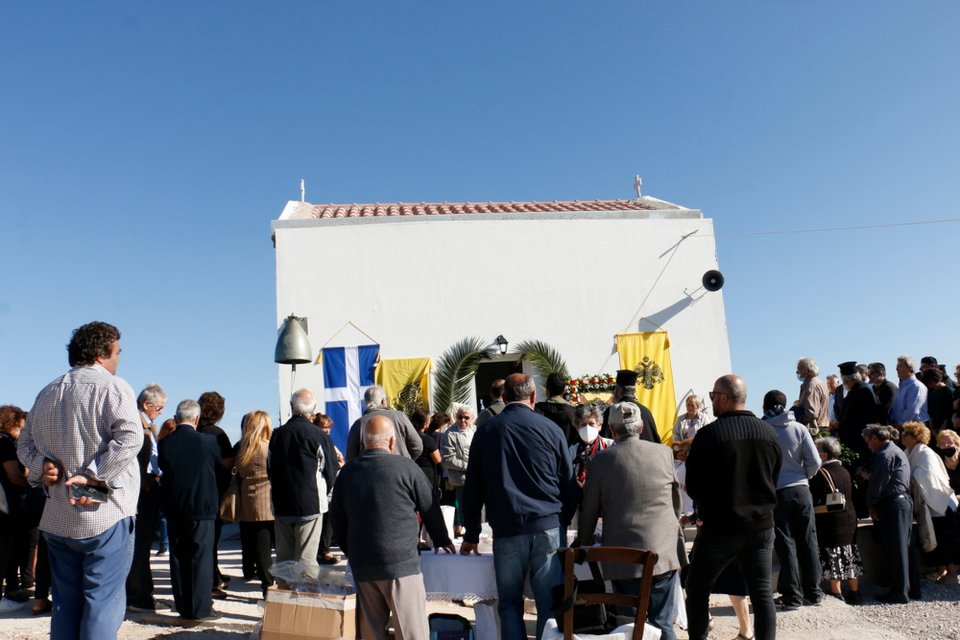 Εγκαίνια του ναού του Προφήτη Ηλία, που είχε καταρρεύσει στο σεισμό στο Αρκαλοχώρι