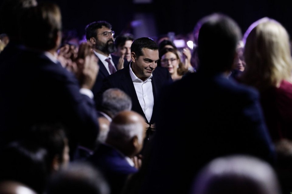 ΔΕΘ 2022: Πηγαδάκια, συζητήσεις και selfies στην ομιλία Τσίπρα -Δείτε φωτό