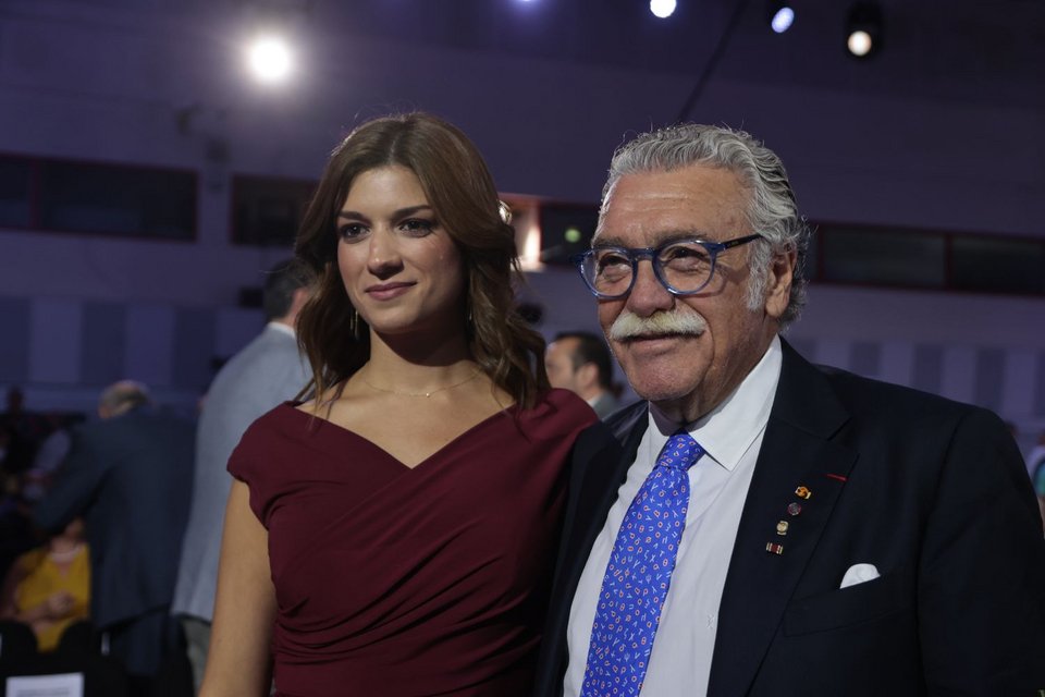 ΔΕΘ 2022: Πηγαδάκια, συζητήσεις και selfies στην ομιλία Τσίπρα -Δείτε φωτό