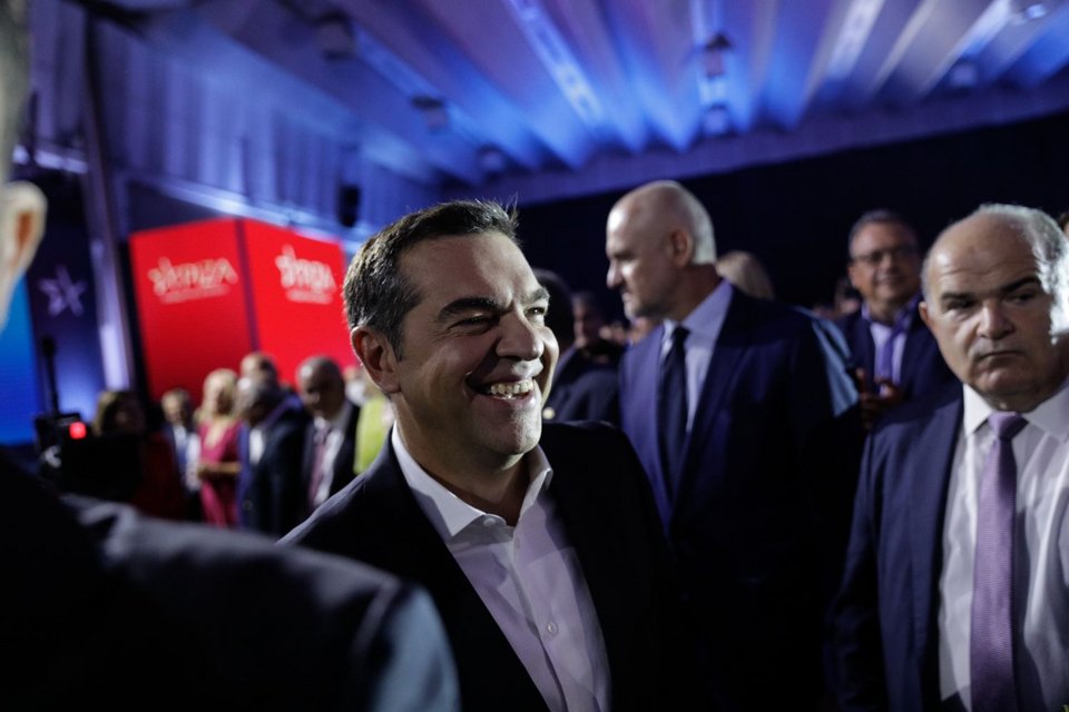 ΔΕΘ 2022: Πηγαδάκια, συζητήσεις και selfies στην ομιλία Τσίπρα -Δείτε φωτό