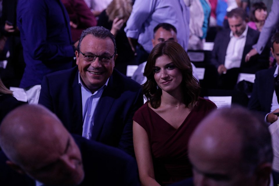 ΔΕΘ 2022: Πηγαδάκια, συζητήσεις και selfies στην ομιλία Τσίπρα -Δείτε φωτό