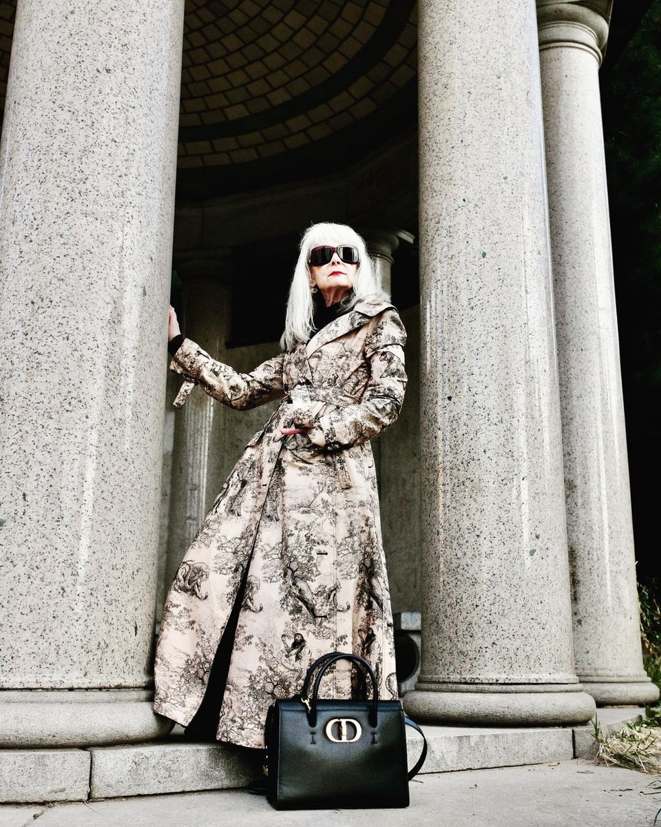 Την ανακάλυψαν το 2014 οι φωτογράφοι του street style, όταν περνούσε τυχαία έξω από την Εβδομάδα Μόδας της Νέας Υόρκης / Φωτογραφία: accidentalicon.com