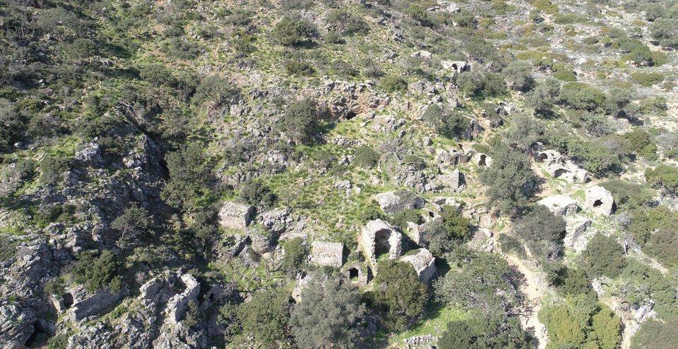 νεκροπολη