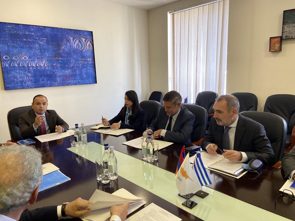 Ο Ανδρέας Κατσανιώτης στην τριμερή Συνάντηση Ελλάδας-Κύπρου-Αρμενίας, στο Ερεβάν