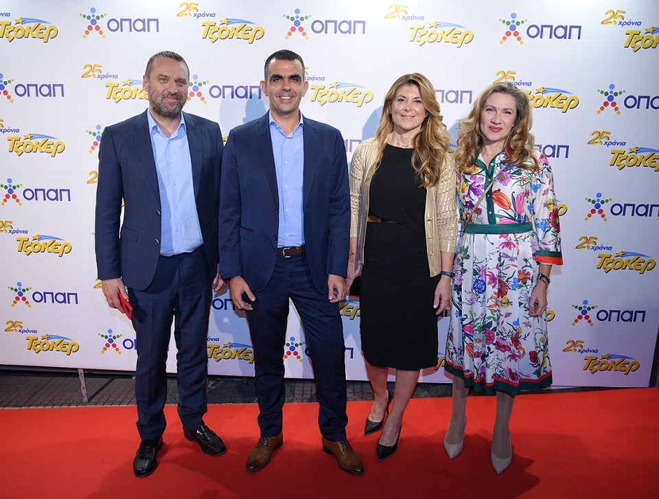 ﻿Γιάννης Ρόκκας, Chief Marketing Officer&nbsp;ΟΠΑΠ,&nbsp;Φώτης Ζησιμόπουλος, Chief Product Officer&nbsp;ΟΠΑΠ,&nbsp;Αναστασία Μπίρμπα, VLTs &amp; DBGs Director&nbsp;ΟΠΑΠ,&nbsp;Μαριάννα Σαρέλλη, Head of Product Team&nbsp;ΟΠΑΠ 