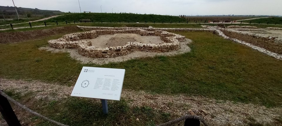 Το βαπτηστήριο στον αρχαιολογικό χώρο της Ulpiana