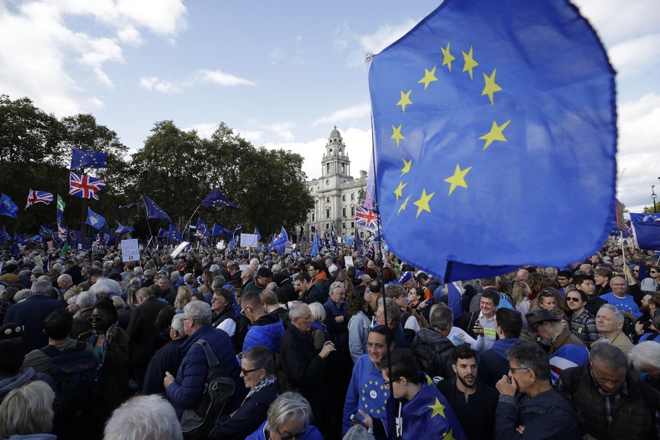Η Βρετανία διχάστηκε για το Brexit
