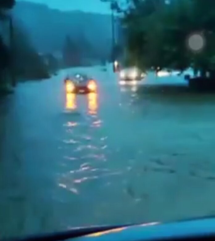 Εκλεισαν δρόμοι λόγω της βροχόπτωσης, φωτογραφία corfunews