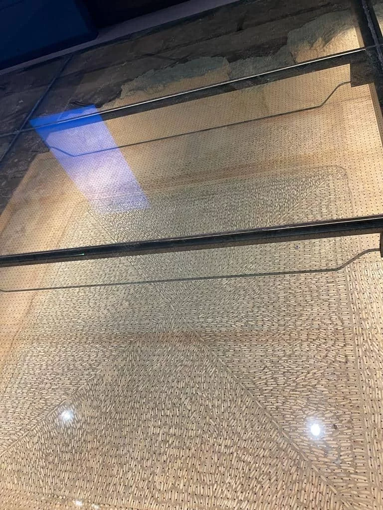 Fotografii de la cele trei stații de metrou gata făcute din Pireu, Teatrul Municipal și din Manyatika