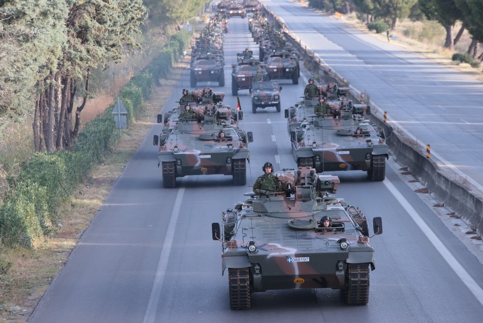 στρατιωτική παρέλαση της 28ης Οκτωβρίου