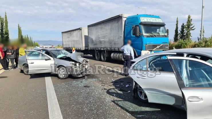 τροχαίο έξω από τη Λαμία