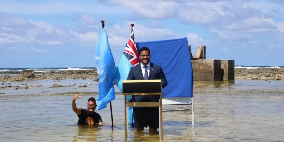 Ο ΥΠ ΕΞ του Τουβαλού, Σάιμον Κόφε