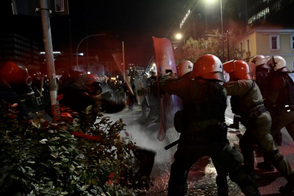 επεισόδια
