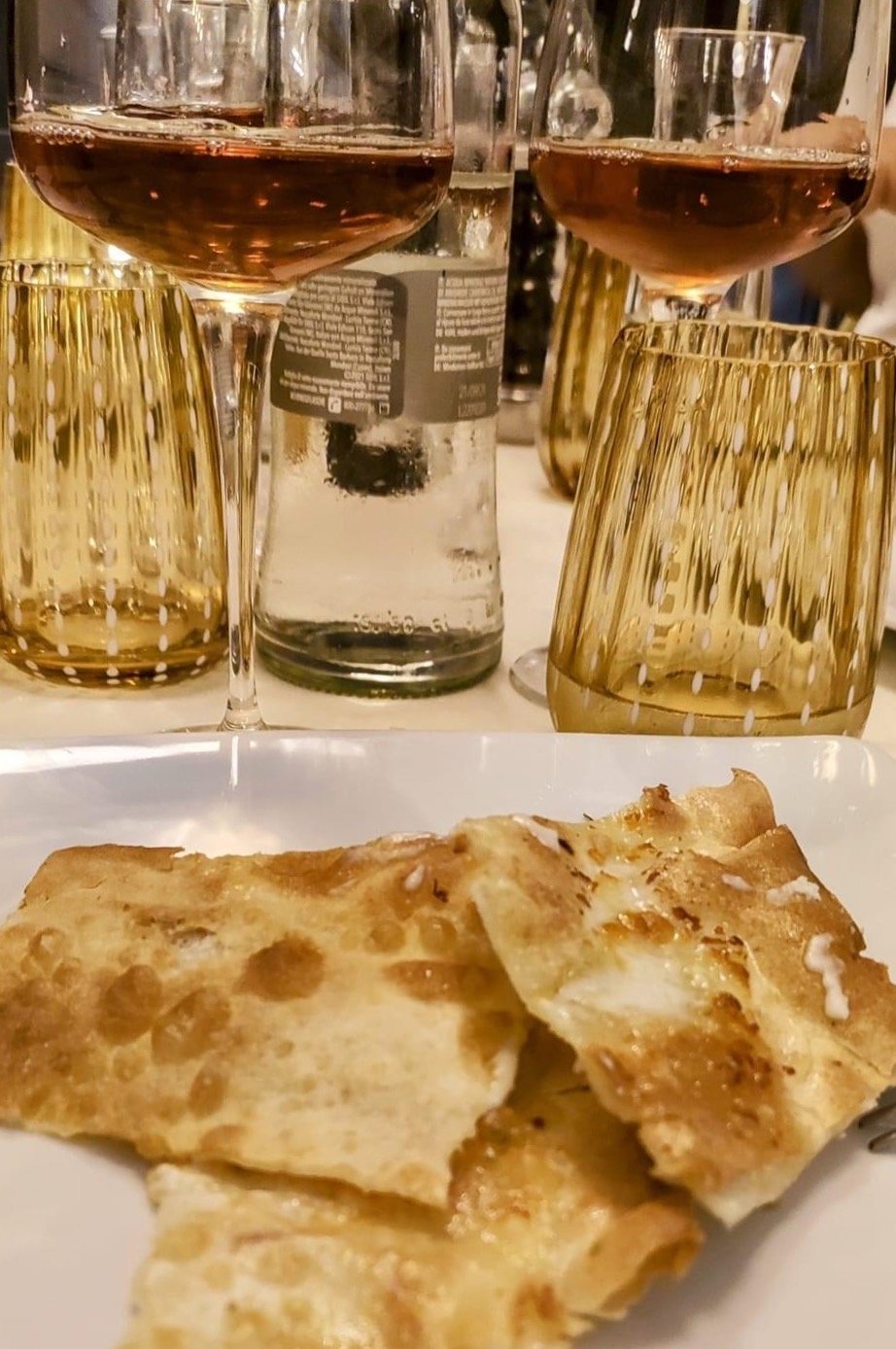 Focaccia di Liguria στην Pizzeria Del Ponte / Φωτογραφία: Βασίλης Παπικινός