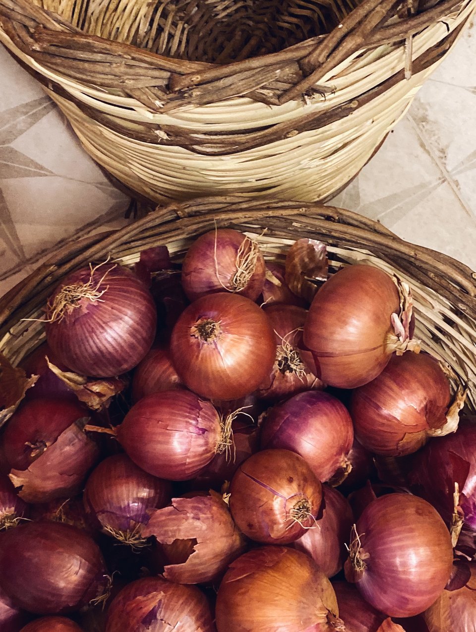 Όλα τα λαχανικά, τα μυρωδικά και τα κρέατα είναι ελληνικής παραγωγής, από προσεκτικά επιλεγμένους προμηθευτές / Φωτογραφία: Μάνος Λειβαδάρος/iefimerida