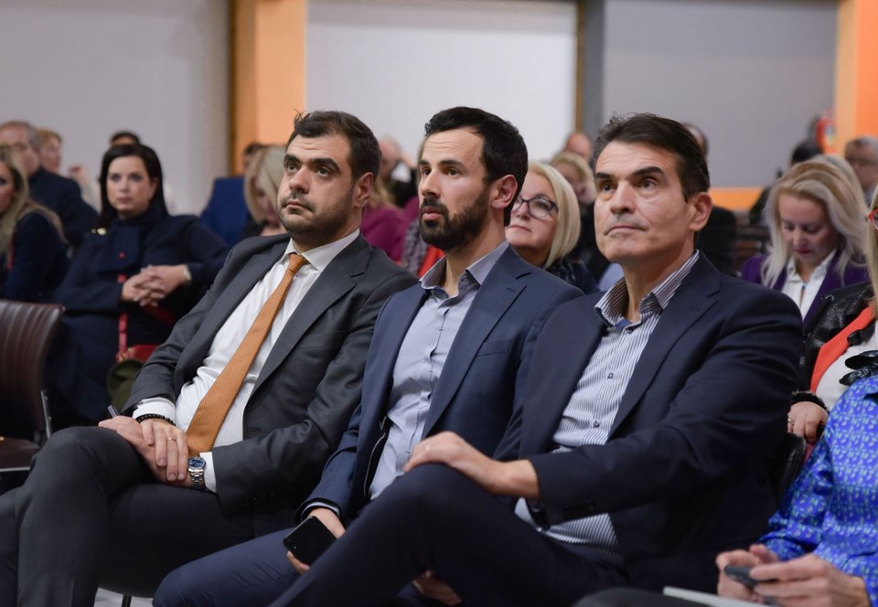 Στιγμιότυπο από την Πολιτική Ακαδημία της ΝΔ