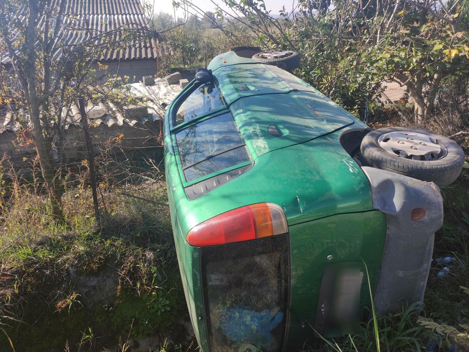 Ένα φτέρνισμα τον έβγαλε εκτός δρόμου