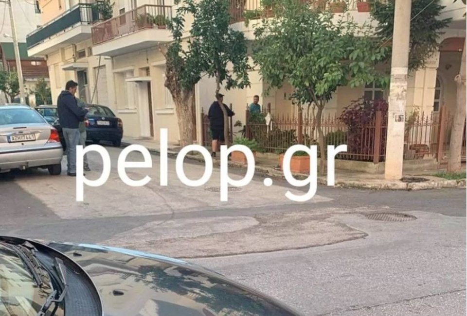 Το σημείο όπου έπεσε στο κενό ο ιερέας στην Πάτρα / pelop.gr