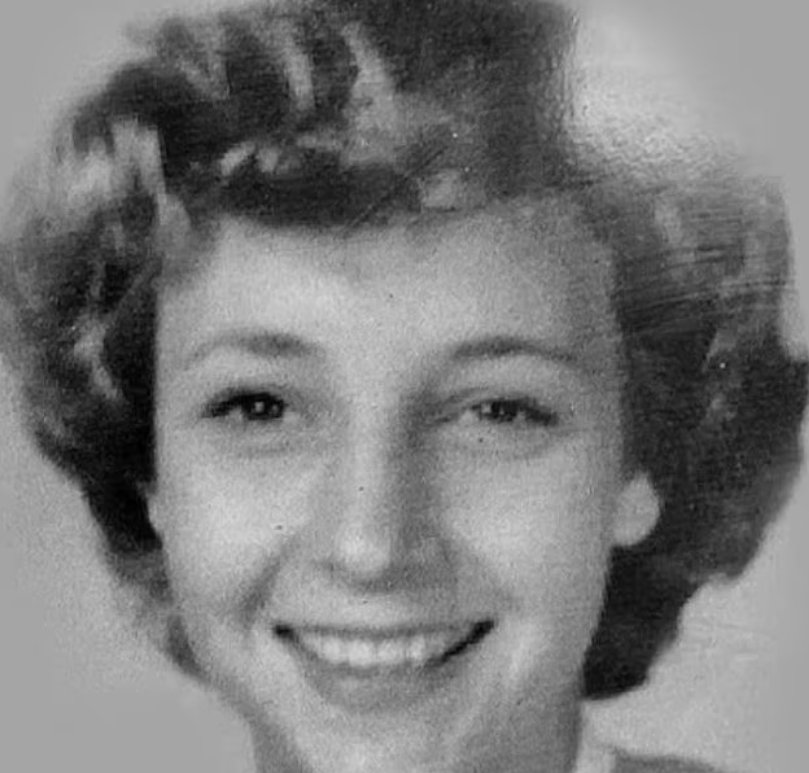 Η Emma Jean Spears, που συνήθως αναφέρεται ως απλά Jean - η γιαγιά της σούπερ σταρ της ποπ Britney Jean Spears