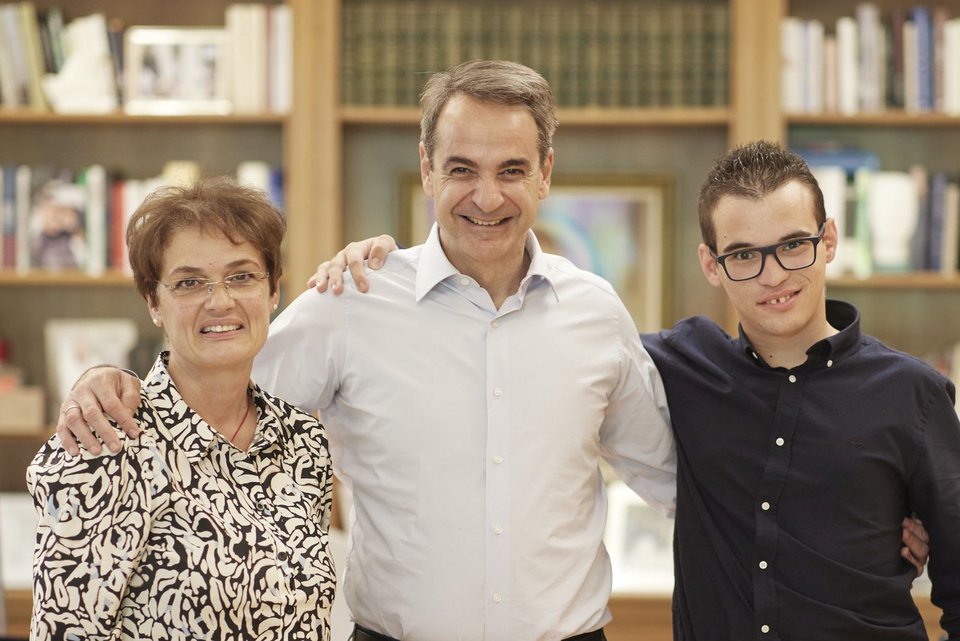 O Μητσοτάκης πέρασε την ημέρα του μαζί με τον Γιώργο Τσεβά