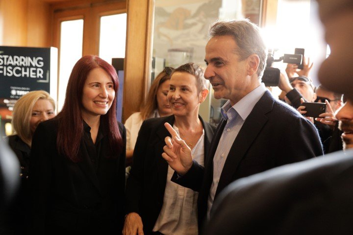 Ο Κυριάκος Μητσοτάκης μπαίνει στο Φεστιβάλ Κινηματογράφου Θεσσαλονίκης - Φωτογραφία: Konstantinos Tsakalidis / SOOC