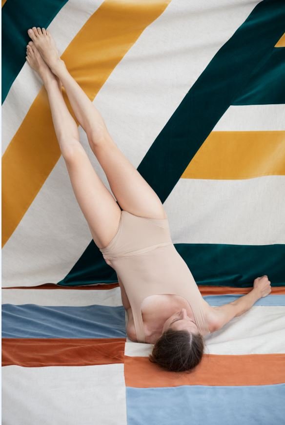 Τα rugs του ΗAK Studios με τις επιρροές από τον Εllsworth Kelly/ Γιάννης Μπουρνιάς 