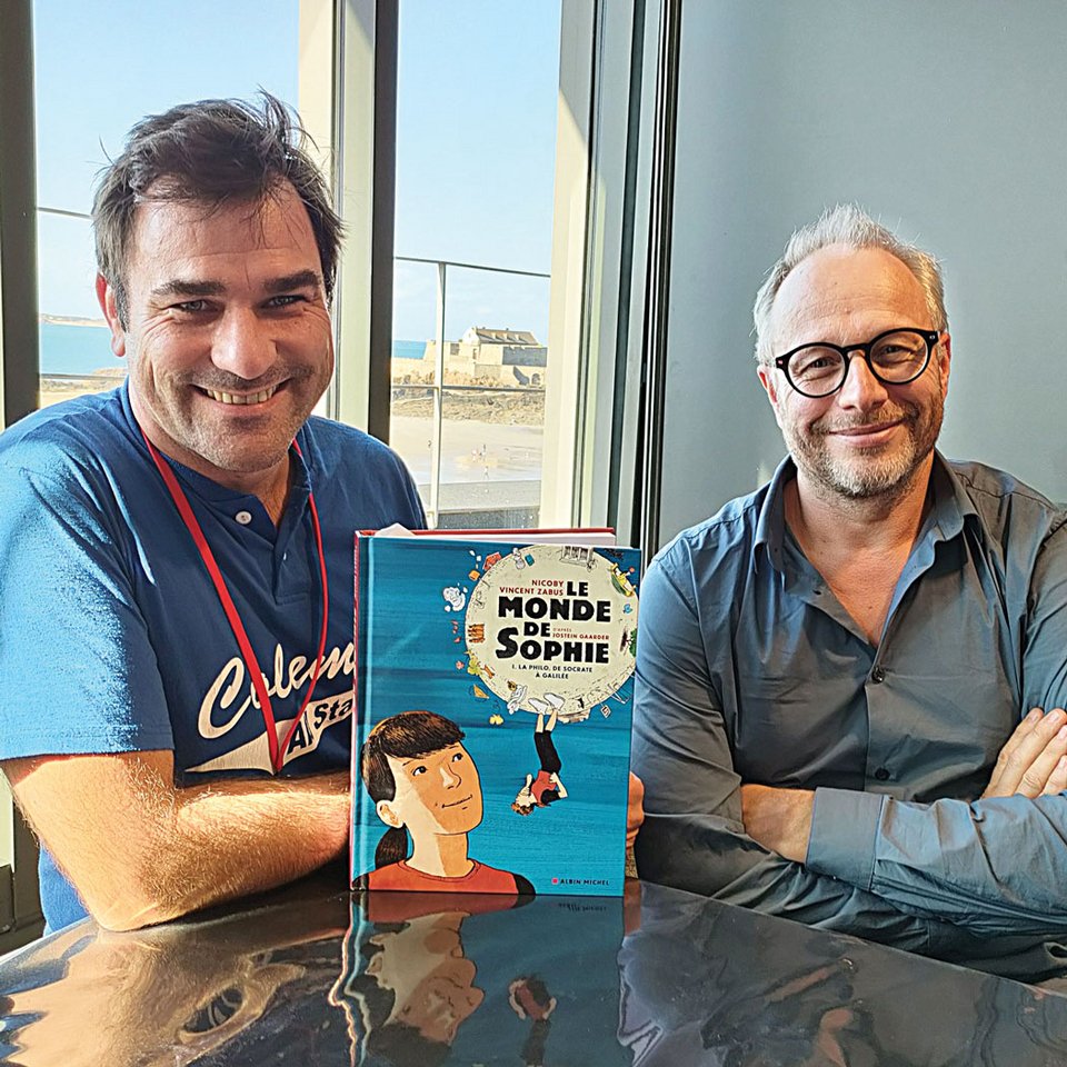 Οι δημιουργοί του graphic novel «Ο κόσμος της Σοφίας» Nicoby και Vincent Zabus.
