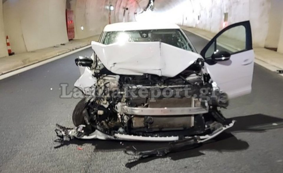 Τροχαίο στη σήραγγα της Στυλίδας / lamiareport.gr