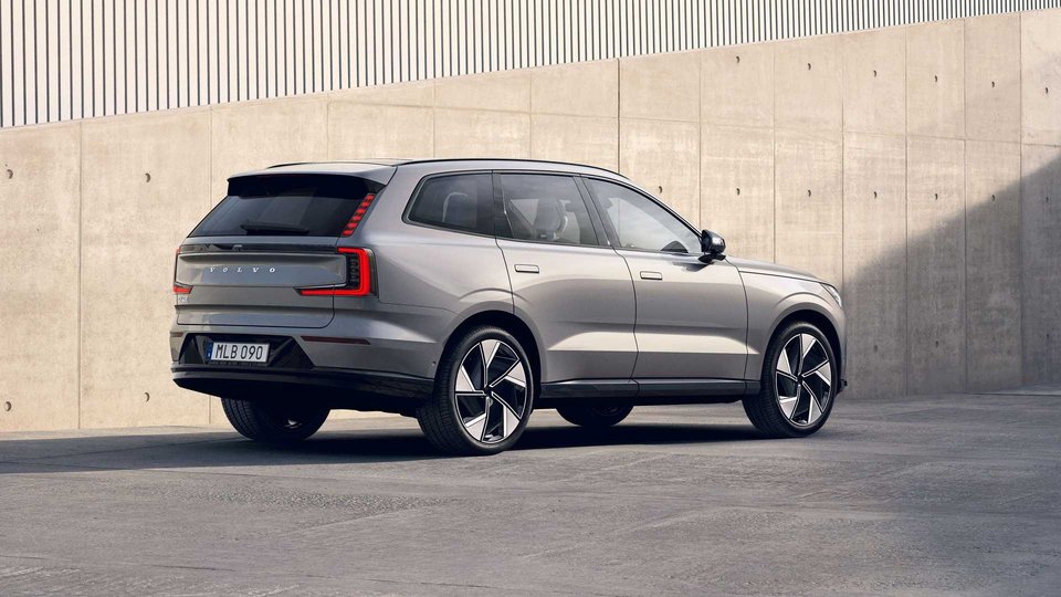 volvo EX90