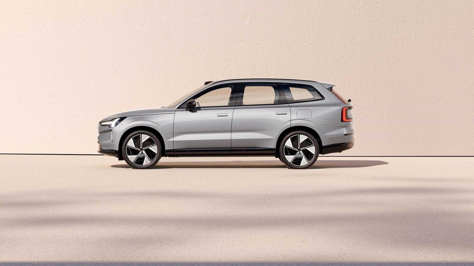 volvo EX90