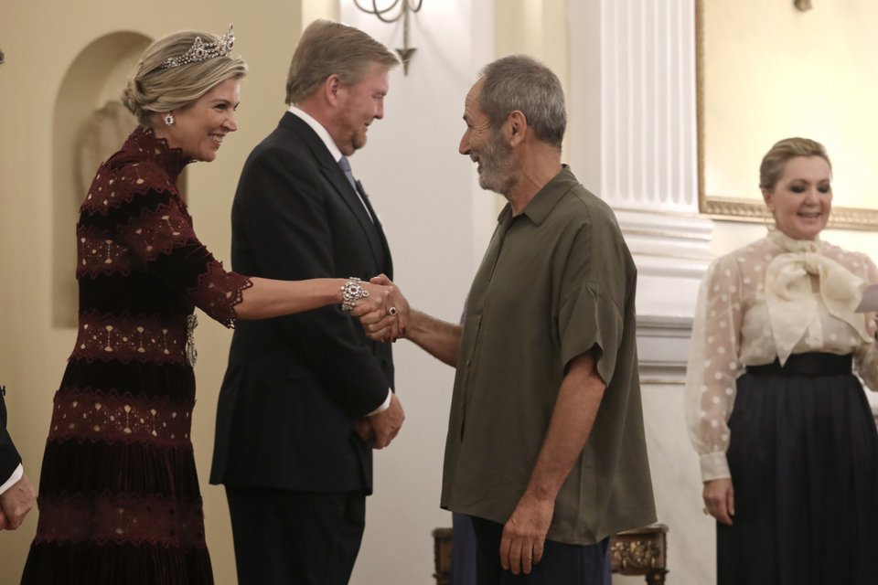 Ο Πολ Ευμορφίδης και η βασίλισσα Μαξίμα  -Φωτογραφία Pool: Intimenews/ΓΙΑΝΝΗΣ ΛΙΑΚΟΣ