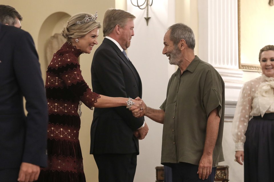 Ο Πολ Ευμορφίδης και η βασίλισσα Μαξίμα  -Φωτογραφία Pool: Intimenews/ΓΙΑΝΝΗΣ ΛΙΑΚΟΣ