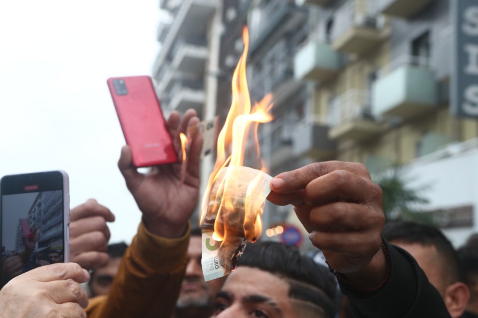 Διαμαρτυρία Ρομά έξω από τα δικαστήρια Θεσσαλονίκης / EUROKINISSI