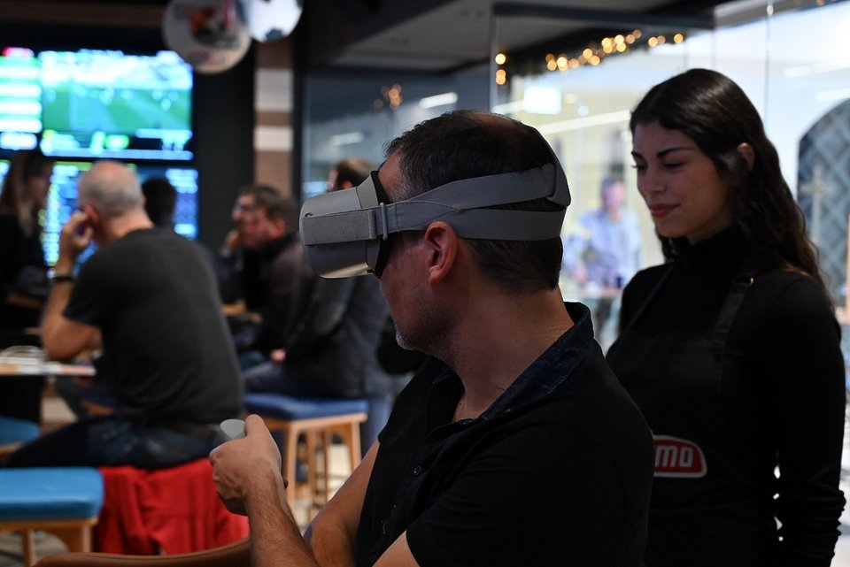 Εκπλήξεις στη βραδιά του μεγάλου τελικού στο κατάστημα ΟΠΑΠ στην ΟΠΑΠ Arena 