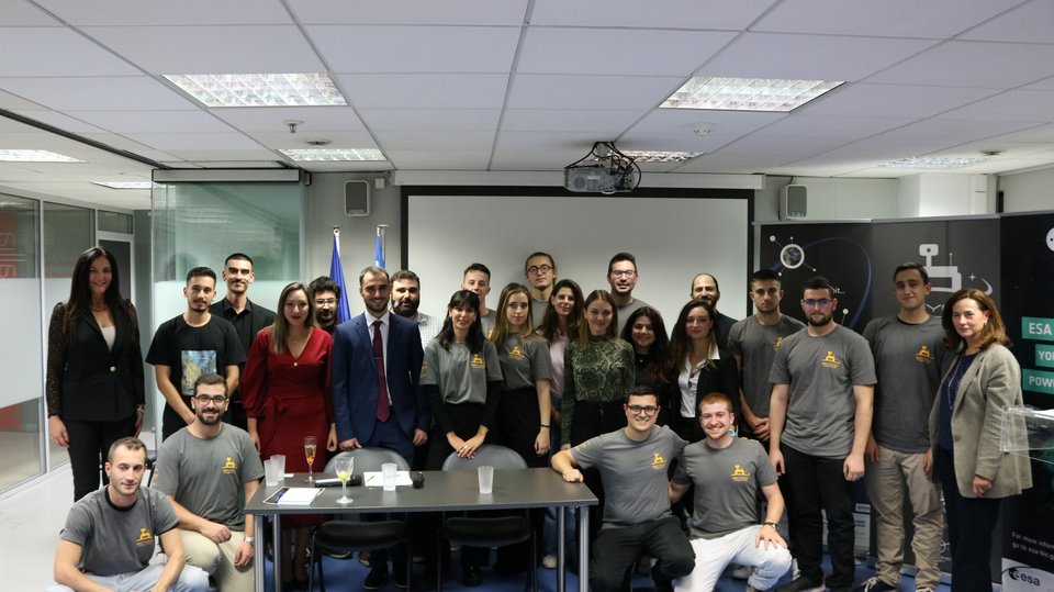 Η «Beyond Robotics»