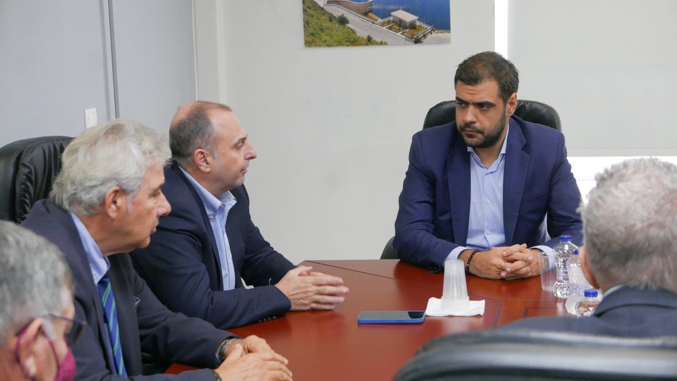 παυλος μαρινακης