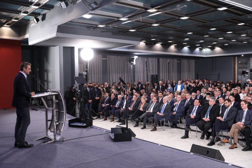  Ο πρωθυπουργός κατά την ομιλία του στην Τρίπολη / Φωτογραφία: Eurokinissi / Γιώργος Βιτσαράς   